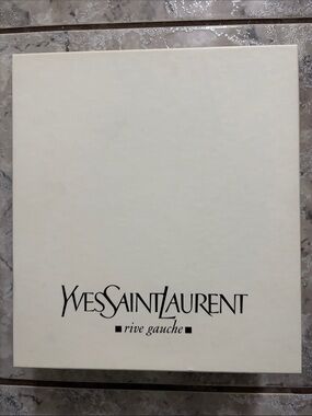 Yves Saint Laurent Nude Heel + Decorative+ dustbag